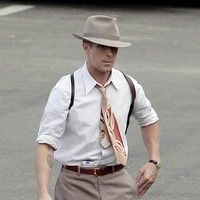 Ryan Gosling on the set of his new movie 'The Gangster Squad' photos